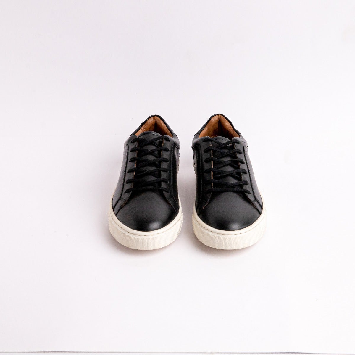 Men Leather Casual shoes ǀ stock 7026