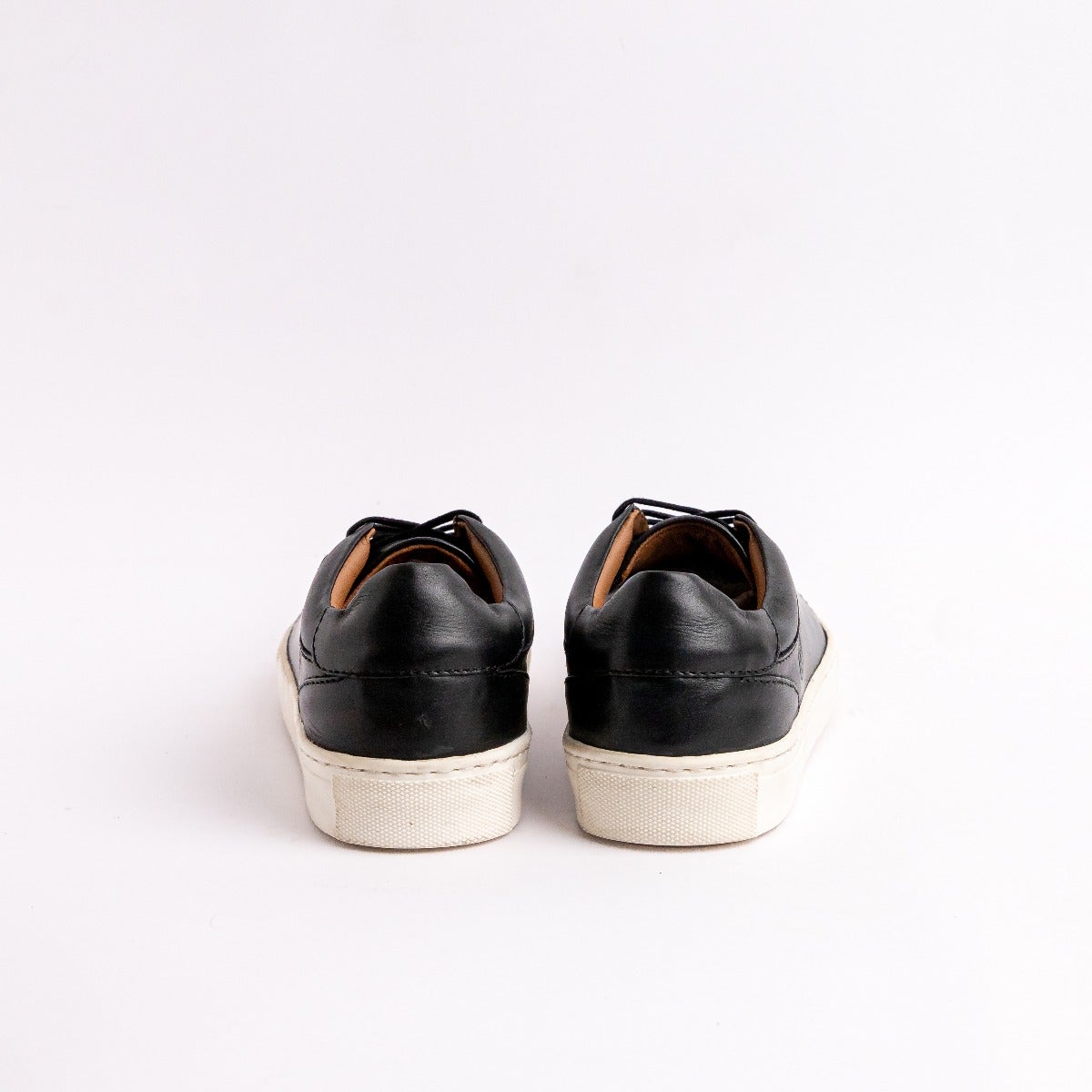 Men Leather Casual shoes ǀ stock 7026
