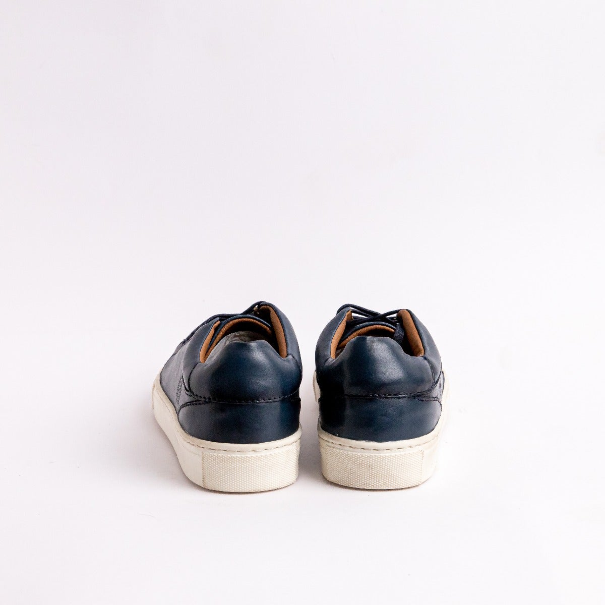 Men Leather Casual shoes ǀ stock 7026