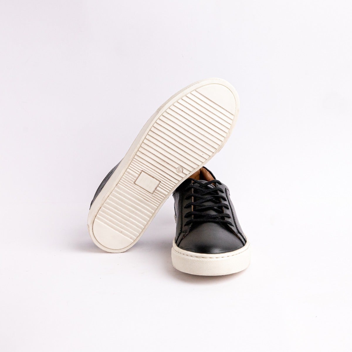 Men Leather Casual  shoes ǀ stock 7026
